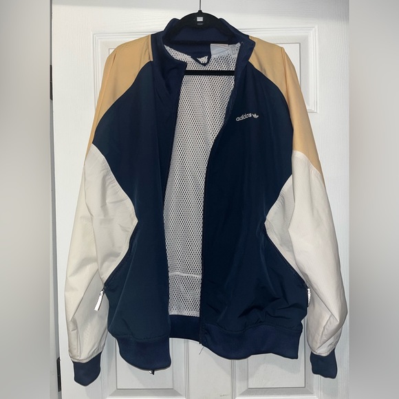 Adidas Woven Ripstop Jacket - Picture 5 of 9